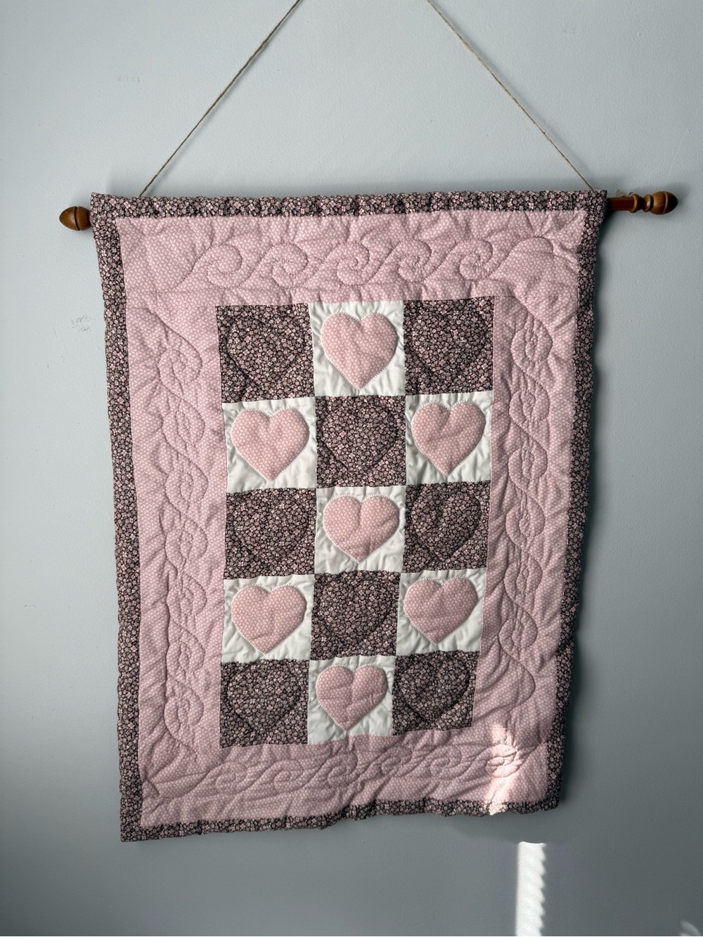 VTG Quilt Wall Hanging Decor Hearts Floral Cottage Core Pink Brown